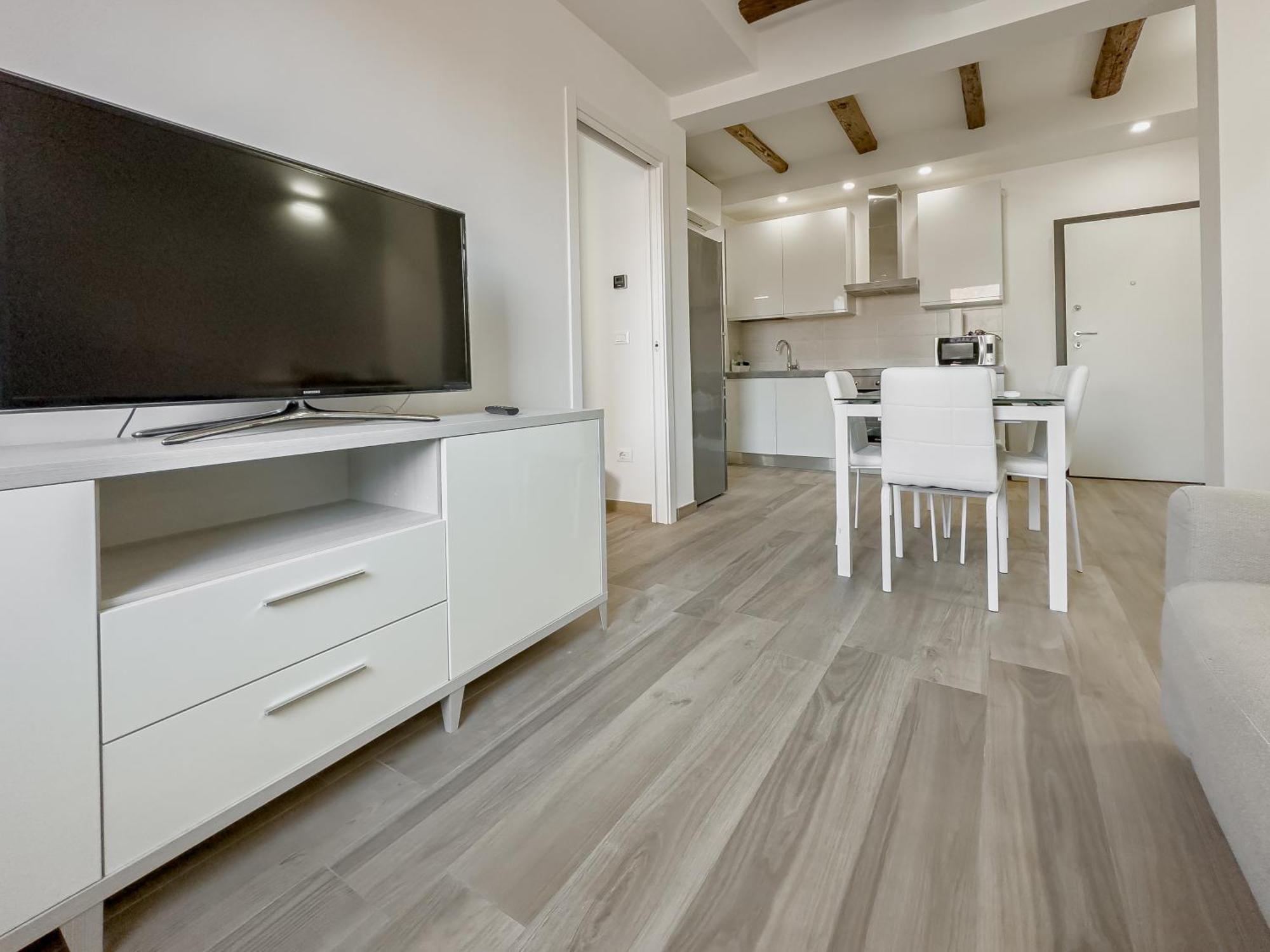 Realkasa Canonica Apartment Болонья Экстерьер фото