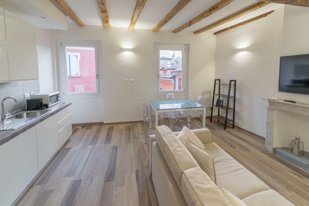 Realkasa Canonica Apartment Болонья Экстерьер фото